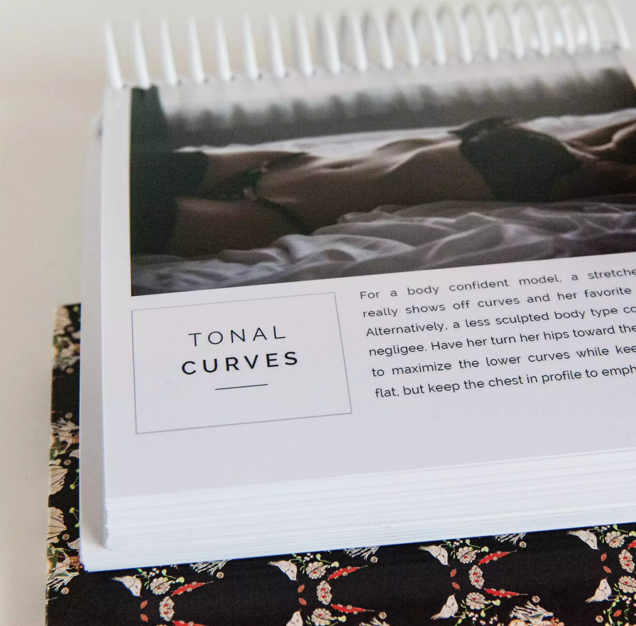 DesignAglow Inspire Me Cards: Boudoir Posing Guide